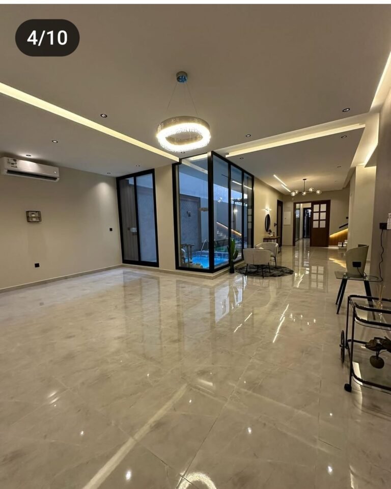بناء ملاحق